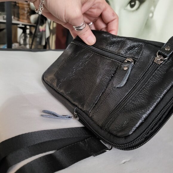 NWT GENUINE LEATHER CROSSBODY PHONE BAG - Picture 7 of 7